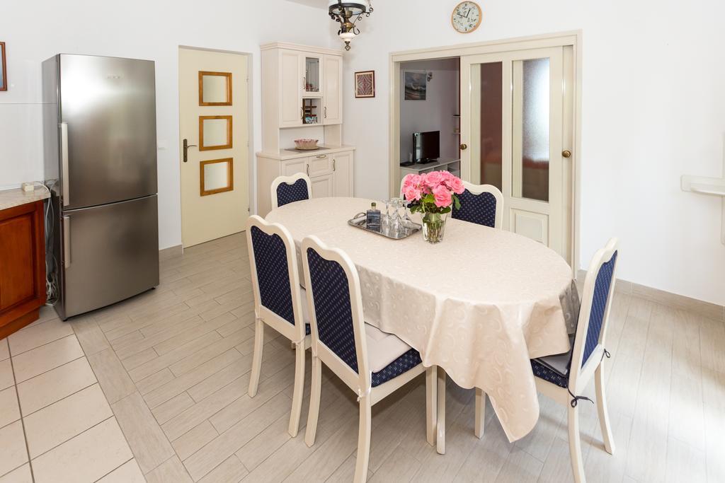 Apartments Villa Lucy 察夫塔特 外观 照片