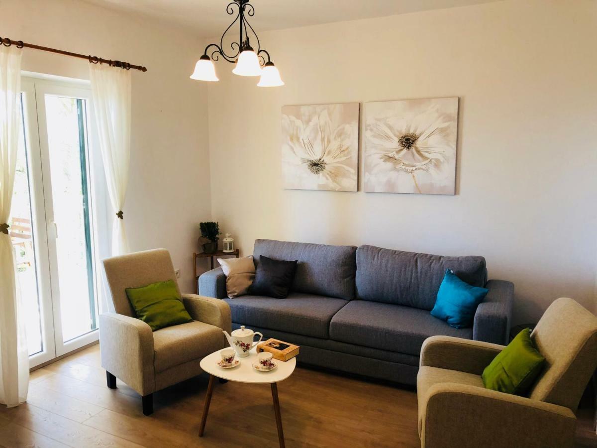 Apartments Villa Lucy 察夫塔特 外观 照片